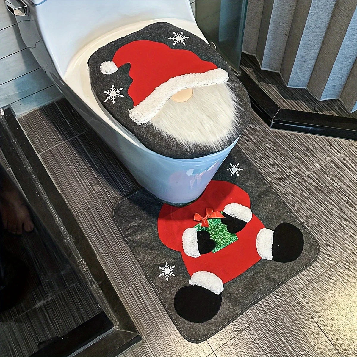 Christmas Santa Gnome Toilet Cover Set, Festive Bathroom Decor. Perfect Holiday Home Gift & Accessories.